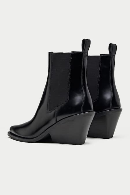 Shop Oroh Black Pointed Toe Ankle Boots Online at Aza Fashions Shop_Oroh_Black Pointed Toe Ankle Boots _Online_at_Aza_Fashions