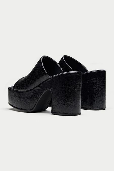 Shop_Oroh_Black Textured Platform Sandals _Online_at_Aza_Fashions