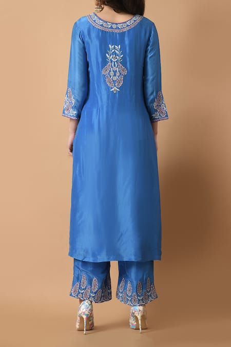 Samyukta Singhania Flower Embroidered Placket Kurta Pant Set 