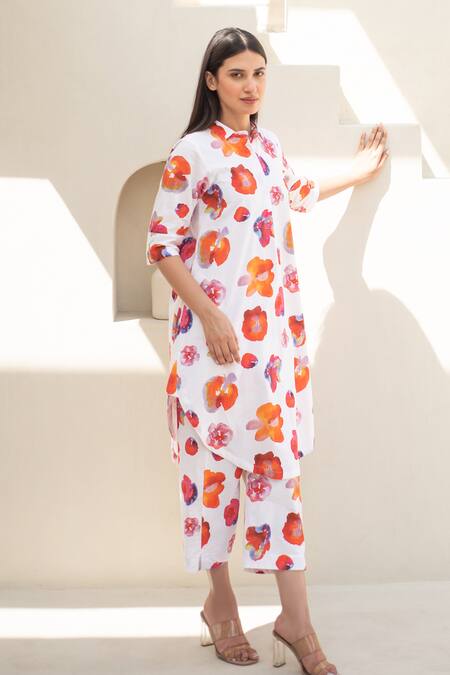 Merakus_Multi Color Cotton Collared Melrose Print Kurta Set _at_Aza_Fashions