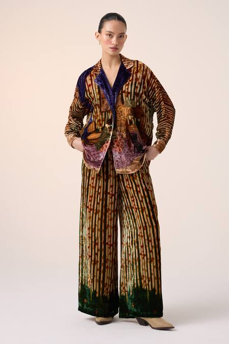 Cord_Multi Color Velvet Collared Home Alone Print Shirt _at_Aza_Fashions