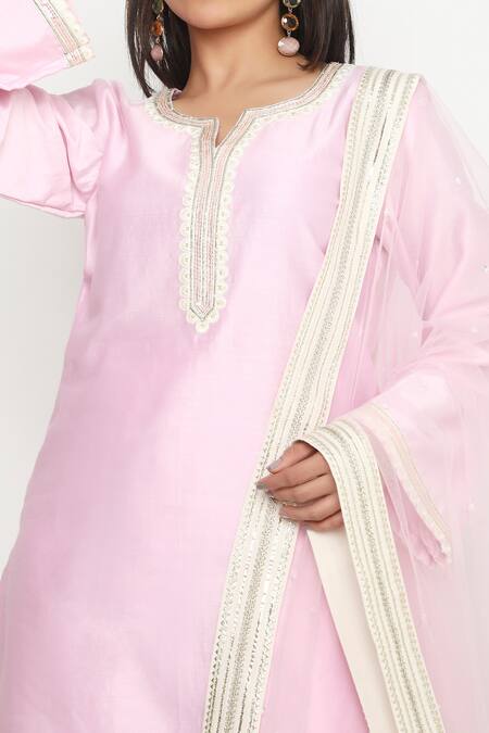 Neha Mehra Pink Chanderi, Chiffon Lace Round Neck Embellished Kurta Set Online at Aza Fashions Neha Mehra_Pink Chanderi, Chiffon Lace Round Neck Embellished Kurta Set _Online_at_Aza_Fashions