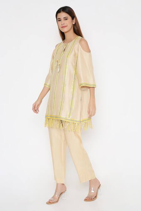 Buy_Neha Mehra_Beige Chanderi Fringe Round Neck Gota Patti Embroidered Tunic And Pant Set _Online_at_Aza_Fashions