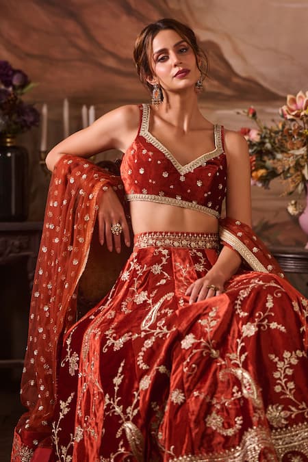 Shop_Lashkaraa_Orange Net, Velvet Sequins, Zari Paisley Bloom Embroidered Lehenga Set _Online_at_Aza_Fashions
