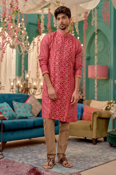 Kora By Nilesh Mitesh Pink Silk Patola Print Kurta & Aligadi Pant 