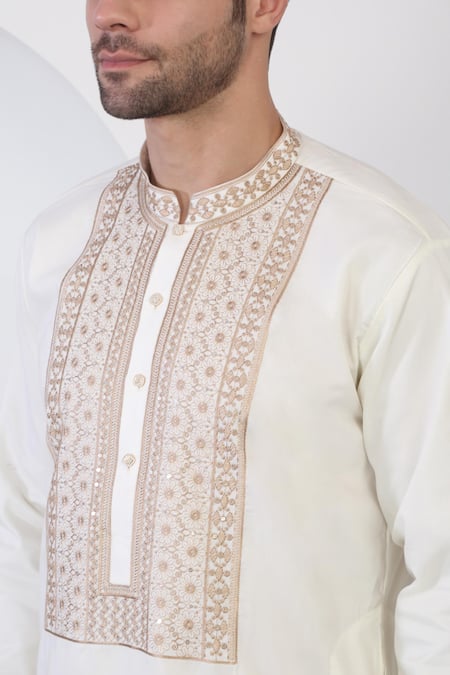 Aham-Vayam_Off White Cotton Embroidery Flower Kurta Pant Set _Online_at_Aza_Fashions