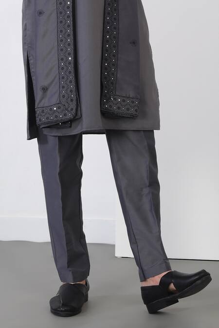 Buy_Aham-Vayam_Gray Cotton Sequins, Embroidery Grey Flower Vine Kurta Set 