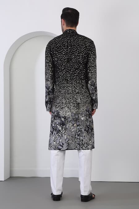 Aham-Vayam Floral Night Applique Kurta Set 