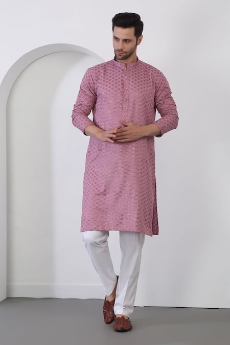 Aham-Vayam Pink Cotton Embroidery Sequin Thread Kurta Set 