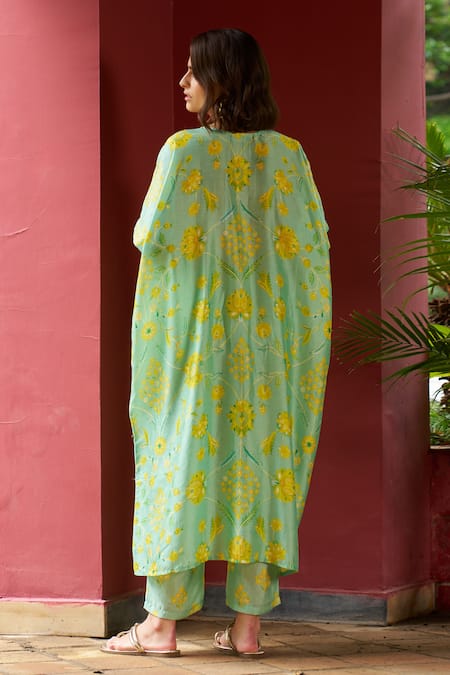 Shop Archana Shah Blue Lace, Lurex Pearls, Sequins Round Zardozi Embroidered Kurta And Pant Set at Aza Fashions Shop_Archana Shah_Blue Lace, Lurex Pearls, Sequins Round Zardozi Embroidered Kurta And Pant Set _at_Aza_Fashions