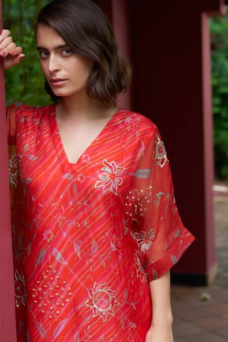 Archana Shah_Orange Organza Sequins, Pearls V-neck Geometric Print Kurta And Pant Set _at_Aza_Fashions