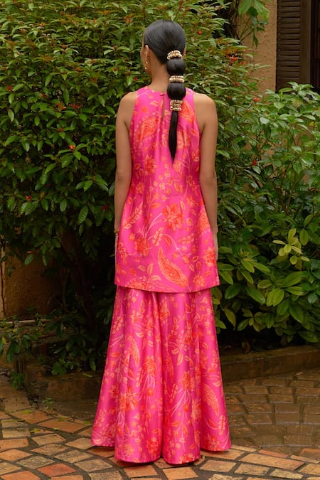 Shop Archana Shah Pink , Satin Sequins, Paisley Print Embroidered Kurta And Sharara Set at Aza Fashions Shop_Archana Shah_Pink , Satin Sequins, Paisley Print Embroidered Kurta And Sharara Set _at_Aza_Fashions