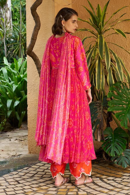 Shop Archana Shah Pink Chanderi Sequins, Pearls, Embroidery V-neck Floral Anarkali Set at Aza Fashions Shop_Archana Shah_Pink Chanderi Sequins, Pearls, Embroidery V-neck Floral Anarkali Set _at_Aza_Fashions