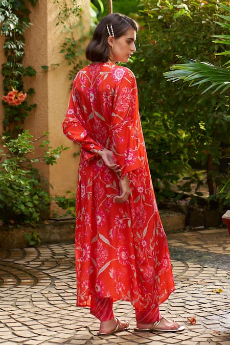 Archana Shah Floral Geometric Embroidered Kaftan & Pant 