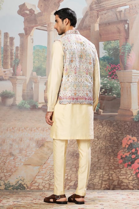 Asuka Mughal Minaret Print Bundi Kurta Set 