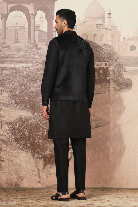 Asuka Kiran Dori Embroidered Bundi Kurta Set 