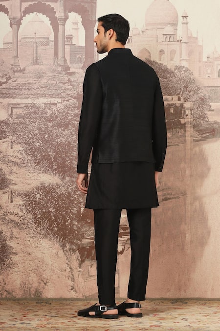 Asuka Black Cutdana Embroidered Bundi Kurta Set 