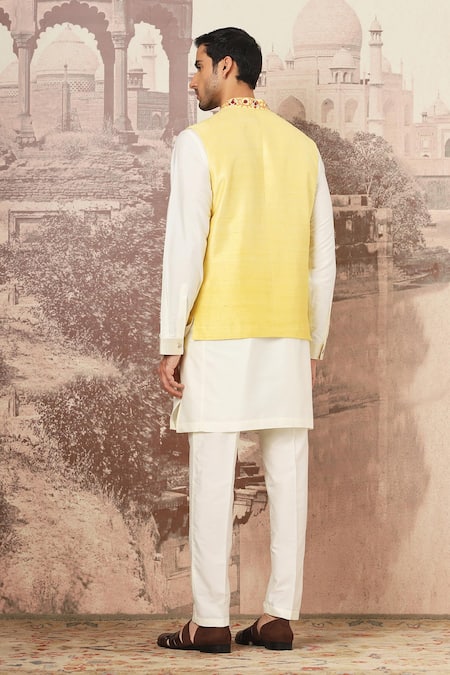 Asuka Floral Embroidered Yellow Bundi Set 