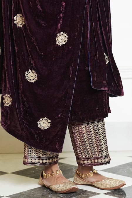 Shop Devnaagri Wine Velvet Embroidery, Sequins Round Neck Zardozi Kurta Set Online at Aza Fashions Shop_Devnaagri_Wine Velvet Embroidery, Sequins Round Neck Zardozi Kurta Set _Online_at_Aza_Fashions