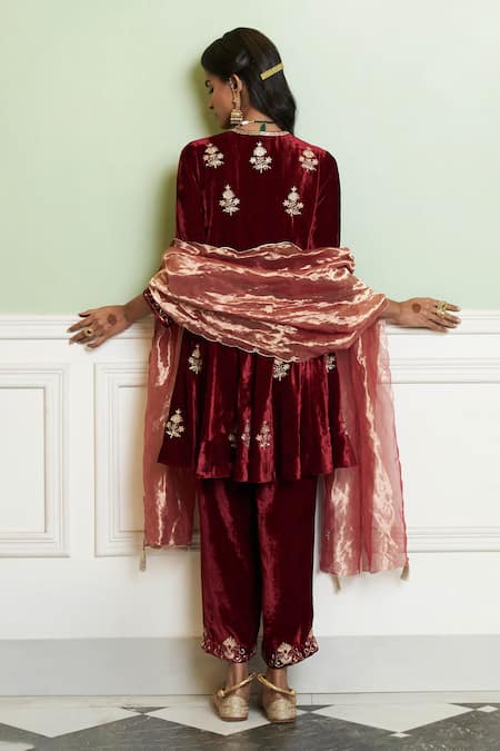 Shop Devnaagri Maroon Silk, Velvet Embroidery V-neck Kalidar Kurta Set at Aza Fashions Shop_Devnaagri_Maroon Silk, Velvet Embroidery V-neck Kalidar Kurta Set _at_Aza_Fashions