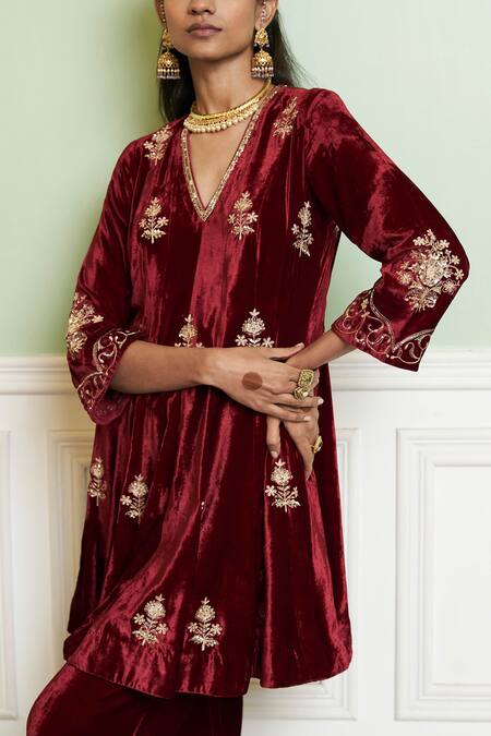 Shop Devnaagri Maroon Silk, Velvet Embroidery V-neck Kalidar Kurta Set Online at Aza Fashions Shop_Devnaagri_Maroon Silk, Velvet Embroidery V-neck Kalidar Kurta Set _Online_at_Aza_Fashions