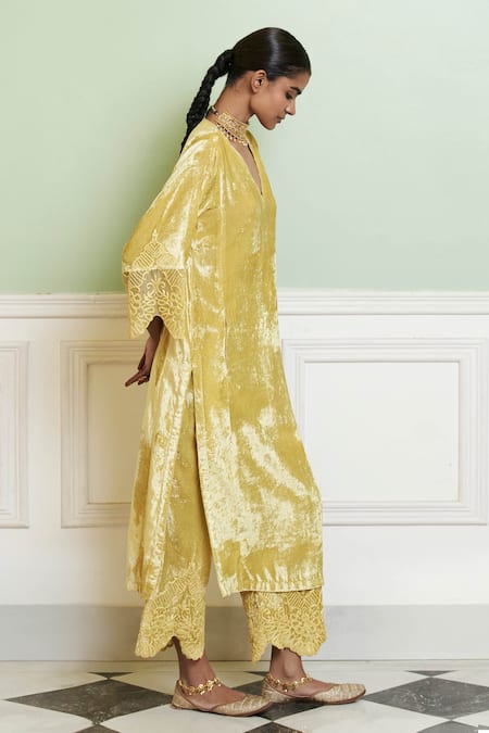 Shop Devnaagri Yellow Velvet Embroidery V-neck Kurta Set at Aza Fashions Shop_Devnaagri_Yellow Velvet Embroidery V-neck Kurta Set _at_Aza_Fashions