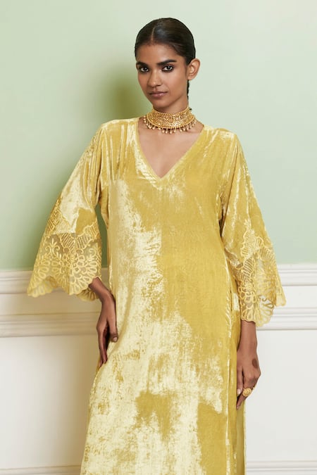 Devnaagri Yellow Velvet Embroidery V-neck Kurta Set Online at Aza Fashions Devnaagri_Yellow Velvet Embroidery V-neck Kurta Set _Online_at_Aza_Fashions