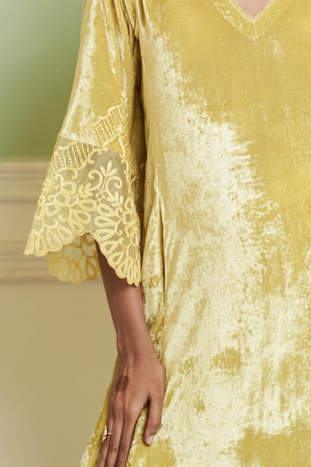 Buy Devnaagri Yellow Velvet Embroidery V-neck Kurta Set Online at Aza Fashions Buy_Devnaagri_Yellow Velvet Embroidery V-neck Kurta Set _Online_at_Aza_Fashions