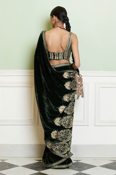 Devnaagri Floral Embroidered Velvet Saree & Blouse 