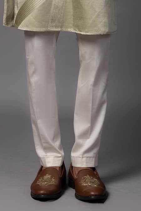 PAARSH_Yellow Bamboo, Cotton Cut Work, Sequins, Embroidery Elephant Bundi And Kurta Set _Online_at_Aza_Fashions