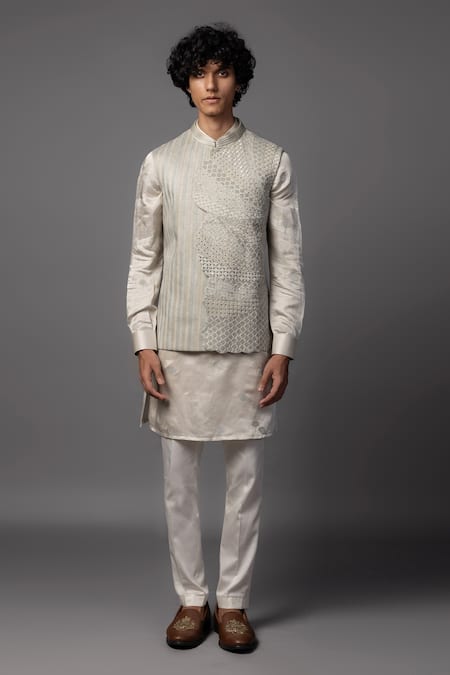 Shop_PAARSH_Gray Linen, Satin Cut Work, Sequins, Embroidery Cutdana Bundi And Kurta Set _Online_at_Aza_Fashions