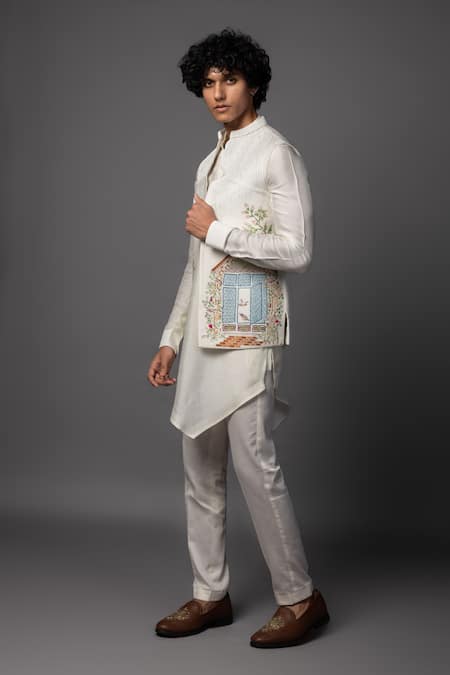 PAARSH Bird House Embroidered Bundi & Kurta Set 