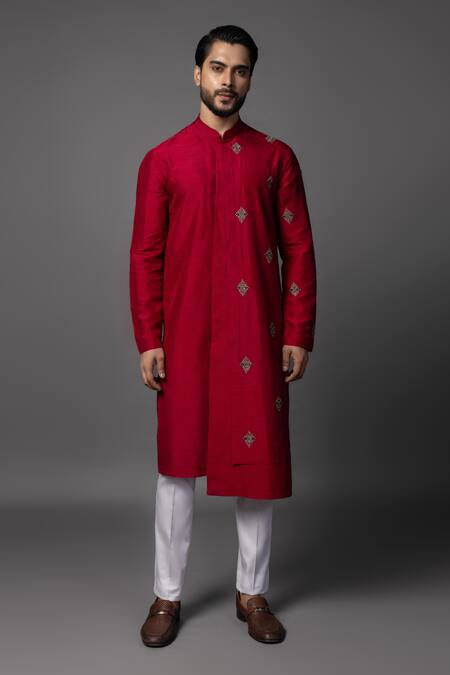 PAARSH Red Bamboo Embroidery Kasuti Asymmetric Kurta Set Online at Aza Fashions PAARSH_Red Bamboo Embroidery Kasuti Asymmetric Kurta Set _Online_at_Aza_Fashions