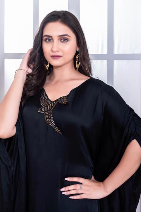 Namrataa Nopany_Black Satin Cut Work V-neck Cutdana Bird Motif Kaftan Dress _at_Aza_Fashions