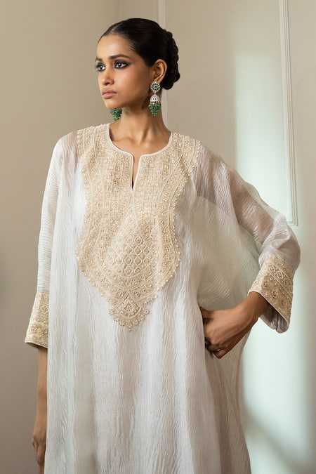 Nabo_Silver Crepe, Cotton Tassels Round Neck Basra Moti Embroidered Kaftan Set _at_Aza_Fashions