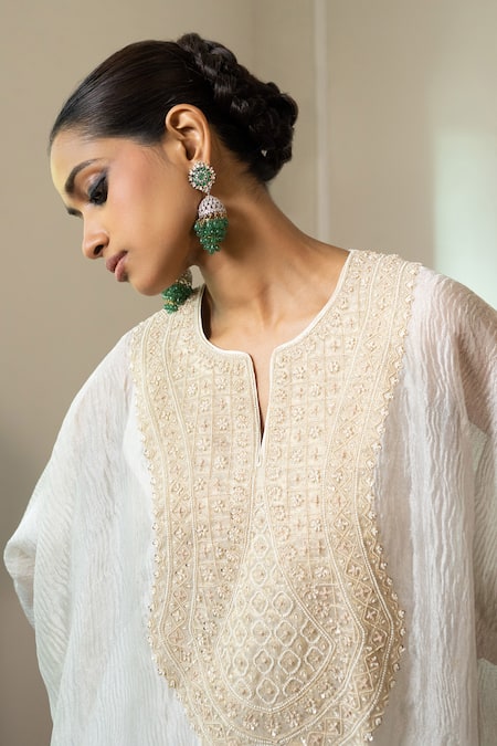 Buy_Nabo_Silver Crepe, Cotton Tassels Round Neck Basra Moti Embroidered Kaftan Set 