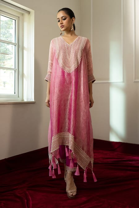 Nabo_Pink Crepe, Cotton Tassels V-neck Mughal Architecture Kaftan With Pant _Online_at_Aza_Fashions