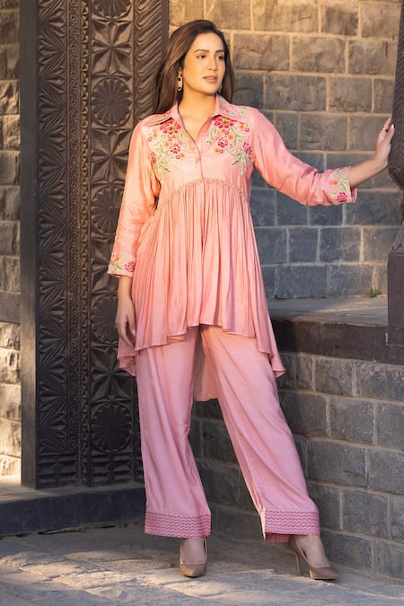 Kahani Lush_Peach Cotton, Silk Embroidery, Sequins, Beads Collared Floral Tunic And Pant Set _Online_at_Aza_Fashions