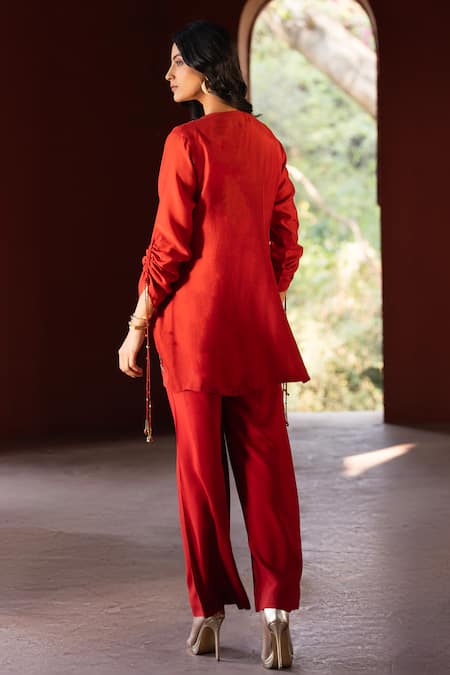 Kahani Lush Red Georgette Sequins, Embroidery, Zari Shawl Neck Floral Jacket Kurta Set Online at Aza Fashions Kahani Lush_Red Georgette Sequins, Embroidery, Zari Shawl Neck Floral Jacket Kurta Set _Online_at_Aza_Fashions