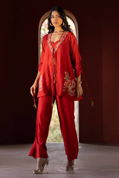 Shop Kahani Lush Red Georgette Sequins, Embroidery, Zari Shawl Neck Floral Jacket Kurta Set Online at Aza Fashions Shop_Kahani Lush_Red Georgette Sequins, Embroidery, Zari Shawl Neck Floral Jacket Kurta Set _Online_at_Aza_Fashions