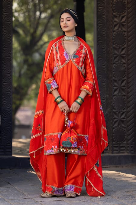 Kahani Lush Orange Chanderi Sequins, Zari, Beads V-neck Floral Embroidered Kurta Set at Aza Fashions Kahani Lush_Orange Chanderi Sequins, Zari, Beads V-neck Floral Embroidered Kurta Set _at_Aza_Fashions