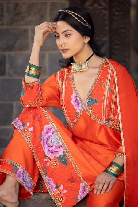 Buy Kahani Lush Orange Chanderi Sequins, Zari, Beads V-neck Floral Embroidered Kurta Set Buy_Kahani Lush_Orange Chanderi Sequins, Zari, Beads V-neck Floral Embroidered Kurta Set