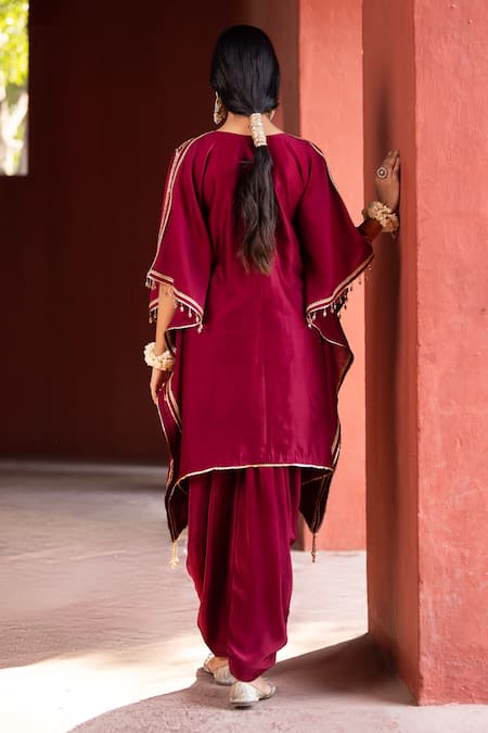 Kahani Lush Red Chanderi Zari, Sequins, Beads V-neck Embellished Kaftan And Cowl Pant Set Online at Aza Fashions Kahani Lush_Red Chanderi Zari, Sequins, Beads V-neck Embellished Kaftan And Cowl Pant Set _Online_at_Aza_Fashions