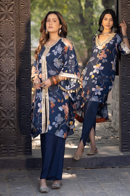 Kahani Lush Blue Cotton, Silk Mirrors V-neck Botanical Print Kurta And Dhoti Pant Set at Aza Fashions Kahani Lush_Blue Cotton, Silk Mirrors V-neck Botanical Print Kurta And Dhoti Pant Set _at_Aza_Fashions