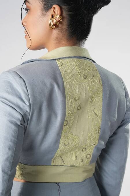 Buy Orthodox Blue Bamboo, Hemp Embroidery Sweetheart Neck, Collared Aari Jacket Online at Aza Fashions Buy_Orthodox_Blue Bamboo, Hemp Embroidery Sweetheart Neck, Collared Aari Jacket _Online_at_Aza_Fashions