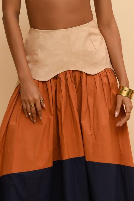 R. Y By Rishi And Vibhuti Beige Cotton Colorblock Tail Tiered Skirt Online at Aza Fashions R. Y By Rishi And Vibhuti_Beige Cotton Colorblock Tail Tiered Skirt_Online_at_Aza_Fashions