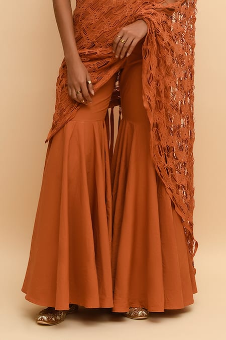 R. Y By Rishi And Vibhuti Orange Cotton Halter Neck Mesh Pre-draped Pant Saree Set Online at Aza Fashions R. Y By Rishi And Vibhuti_Orange Cotton Halter Neck Mesh Pre-draped Pant Saree Set_Online_at_Aza_Fashions