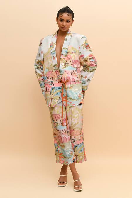 R. Y By Rishi And Vibhuti Multi Color Crepe Cityscape Print Oversized Blazer at Aza Fashions R. Y By Rishi And Vibhuti_Multi Color Crepe Cityscape Print Oversized Blazer_at_Aza_Fashions