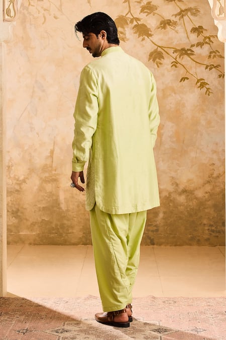 Histori Green Chanderi, Cotton Beads, Cut Work Leaf Applique Kurta Set Online at Aza Fashions Histori_Green Chanderi, Cotton Beads, Cut Work Leaf Applique Kurta Set _Online_at_Aza_Fashions