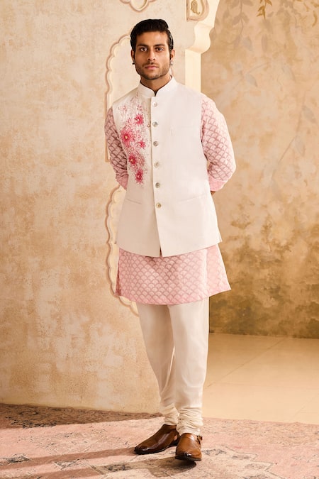 Histori Ivory Chanderi, Cotton, Linen, Silk Cut Work, Embroidery Floral Bundi Set Online at Aza Fashions Histori_Ivory Chanderi, Cotton, Linen, Silk Cut Work, Embroidery Floral Bundi Set _Online_at_Aza_Fashions